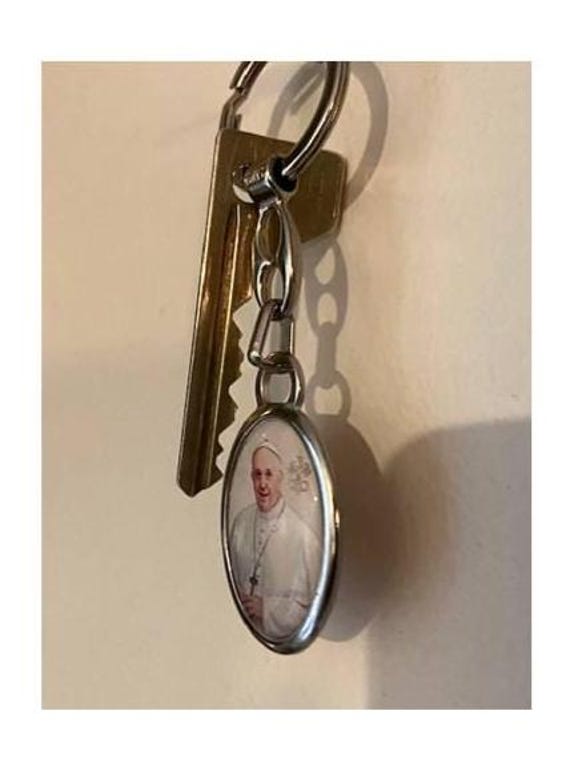 Pope Francis The Pope Of The People Key Chain With Double Side Medal
