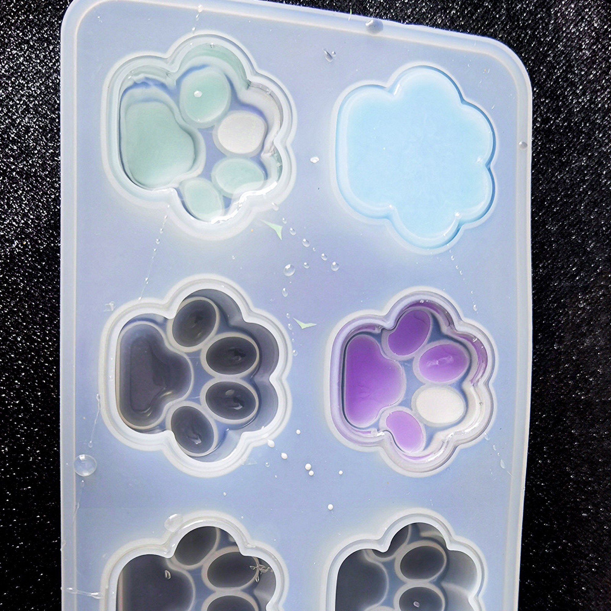  AMZTOART 3pc Glossy Resin Silicone Paw Print Molds DIY Making  Keychain, Heart with Paw Cutout Epoxy Mold with 10PC Key  Ring(DY0129+DY0292+DY0404) : Arts, Crafts & Sewing