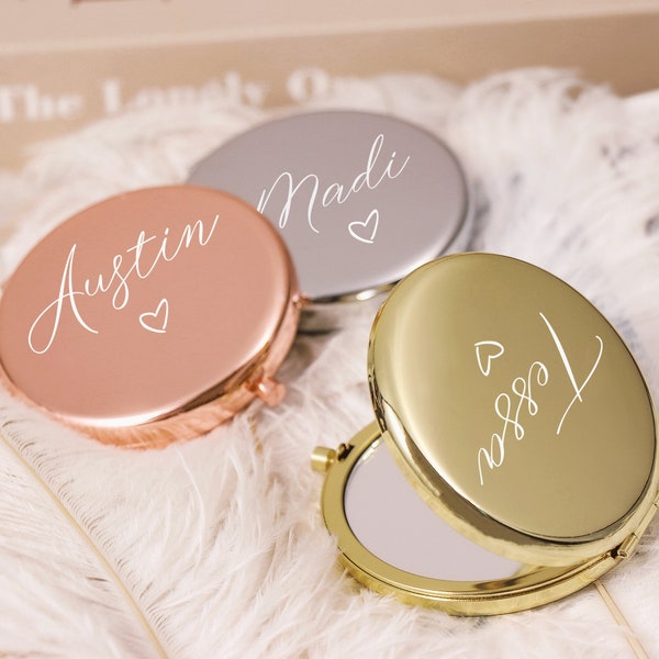 Delicate Engraved Compact Mirror - Bridesmaid Gifts - Customized Pocket Makeup Mirror - Beautiful Wedding Gift - Hen Party Gift