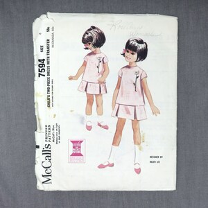 Vintage McCall&#39;s 7594 Schnittmuster - Kinder Zweiteiler Kleid mit Transfer - Größe 4 - Copyright 1964 - CUT