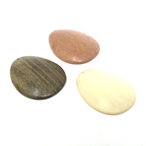 Rosewood - Cheesewood - Greywood Teardrop Pendant - 42mm x 32mm - .5mm Hole - Choisissez vos pendentifs