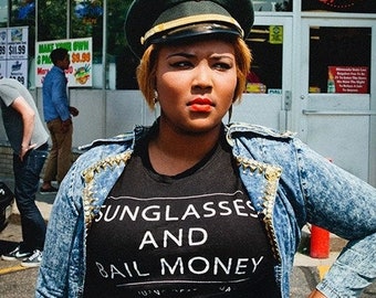 Lizzo Sunglasses And Bail Money Shirt / Lizzo Song Shirt / Lizzo Batches And Cookies Shirt / Unisex Fit Lizzo T-Shirt / Lizzo Concert Shirt