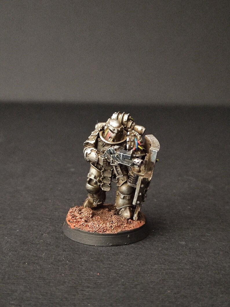 Iron Hands Medusan Immortals Etsy