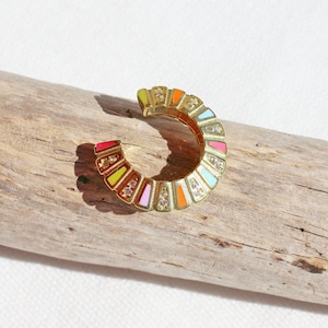 Manguito de oreja de esmalte colorido chapado en oro, vieira multicolor sin pendientes perforantes, pendientes de envoltura de cartílago de plata de ley, joyería geométrica