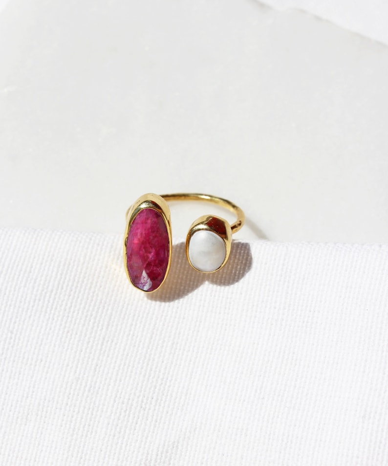 Raw Ruby and Baroque Pearl Adjustable Ring, 14K Gold Plated Genuine Ruby Hammered Silver Ring, July Birthstone, Natural Pink Gemstone Ring image 5