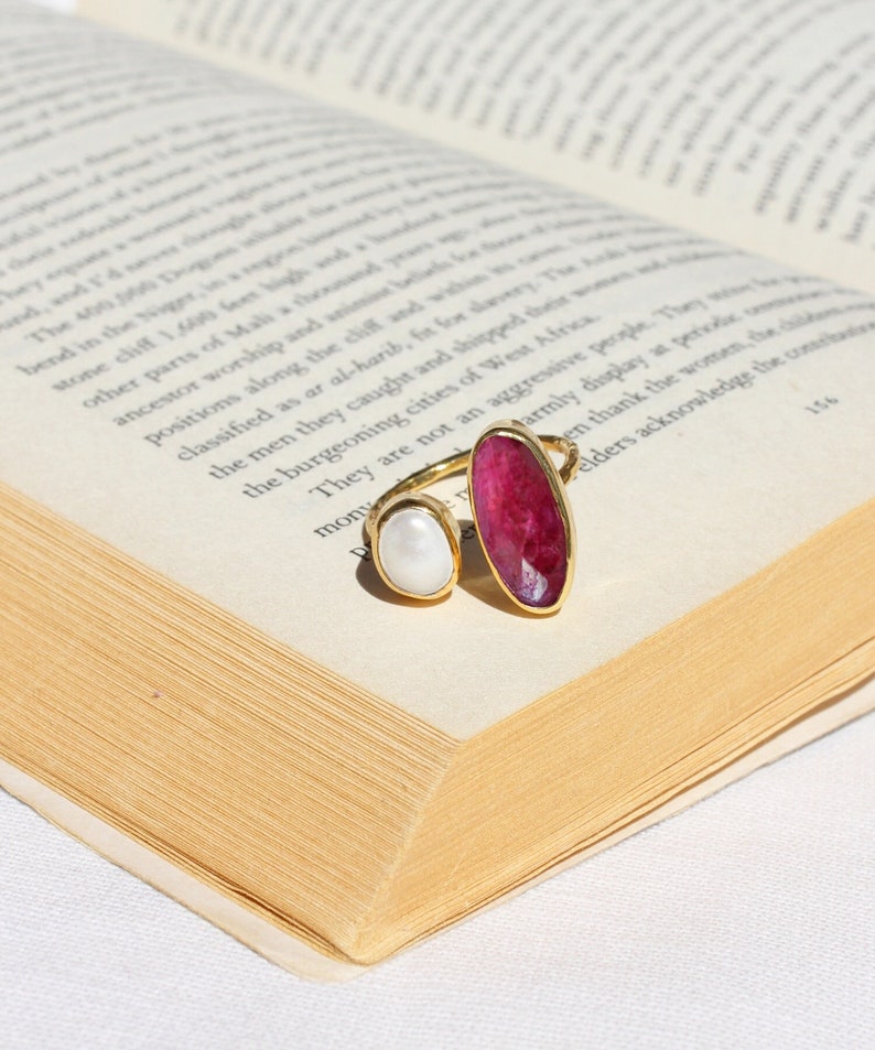 Raw Ruby and Baroque Pearl Adjustable Ring, 14K Gold Plated Genuine Ruby Hammered Silver Ring, July Birthstone, Natural Pink Gemstone Ring image 1