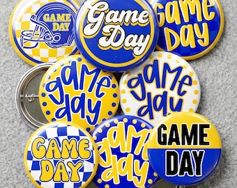Botones azules, dorados y amarillos para el día del partido - Pines personalizados para fiestas previas al partido - Accesorios para mostrar el orgullo por el equipo - Compra 4 por 19,99