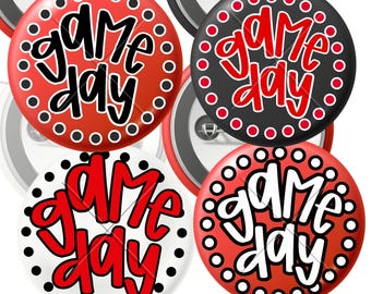 Insignia de botón roja y negra para el día del partido, pines personalizados para fiestas previas al partido de fútbol americano - Accesorios para camisetas de equipos deportivos. Compra 4 por 19,99.