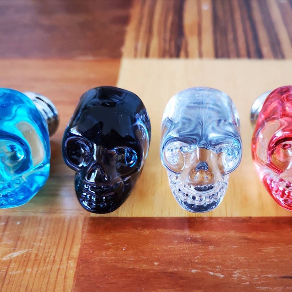 Glass crystal skull drawer knob/pirate themed cabinet handle/Halloween door handle/skull shaped cabinet pull/drinks cabinet hardware