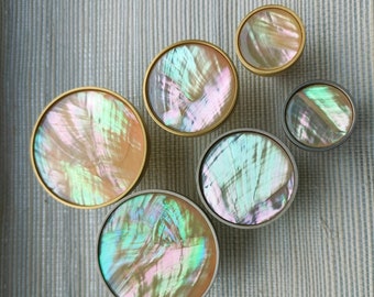 Round Iridescent Abalone Shell Drawer pull/Pearl Cabinet pull/mother of pearl door handle/light abalone knob/shell furniture hardware