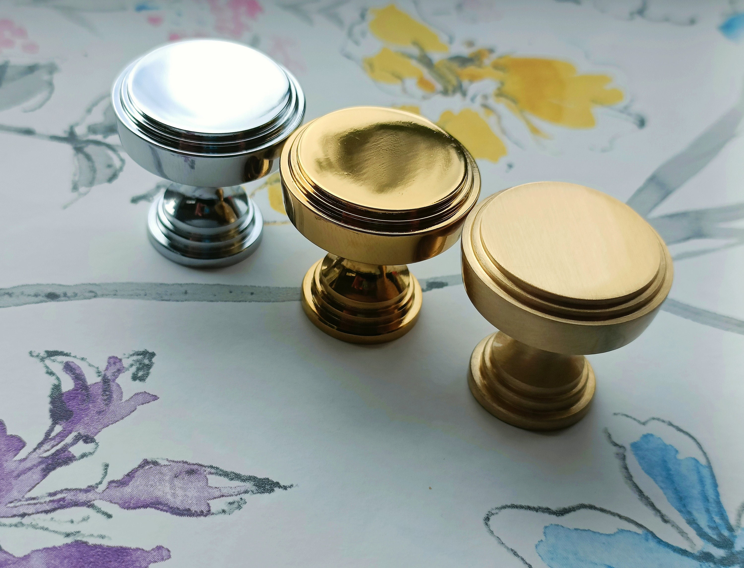 Classic round brass button door handle/round gold or silver