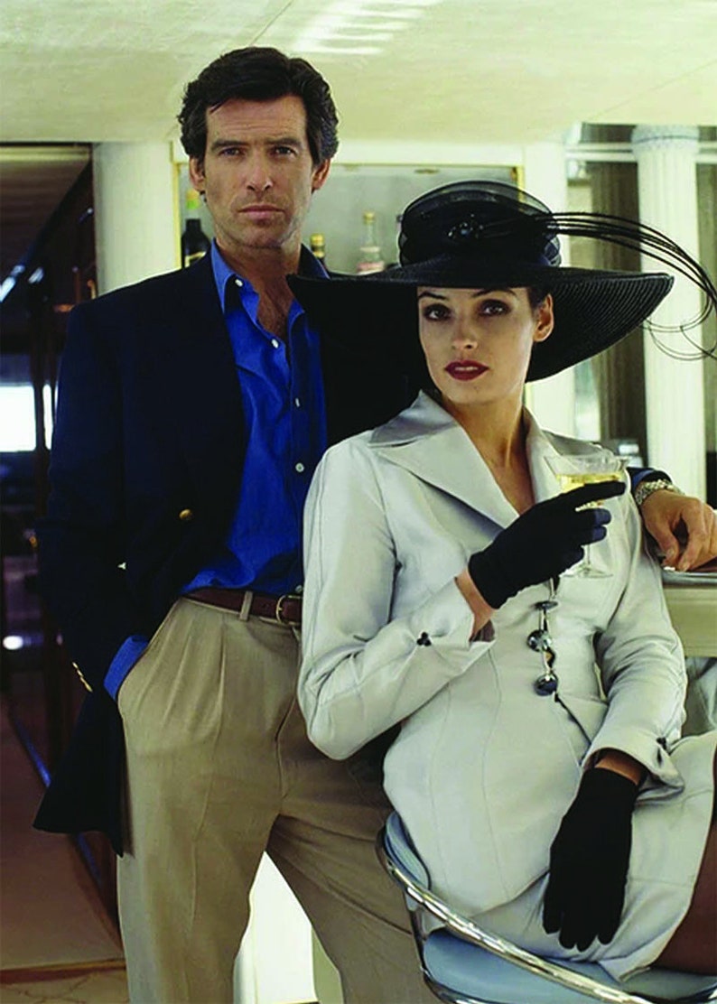 James Bond Goldeneye Artcards Pack 1 Pierce Brosnan Memorabilia Gift Wall Art