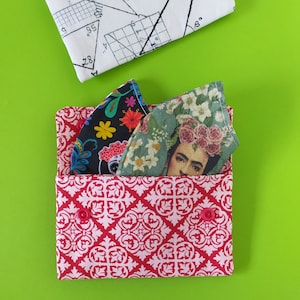 Organizador de bolsa com bolso duplo. Ideal como capa para máscaras. Salve faturas e cartões de visita. Bolsa multiuso.