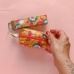 Borsa multiuso in tela. Piccolo organizer per cosmetici. Necessario per borsa. Portachiavi con chiusura a zip. Borsa.