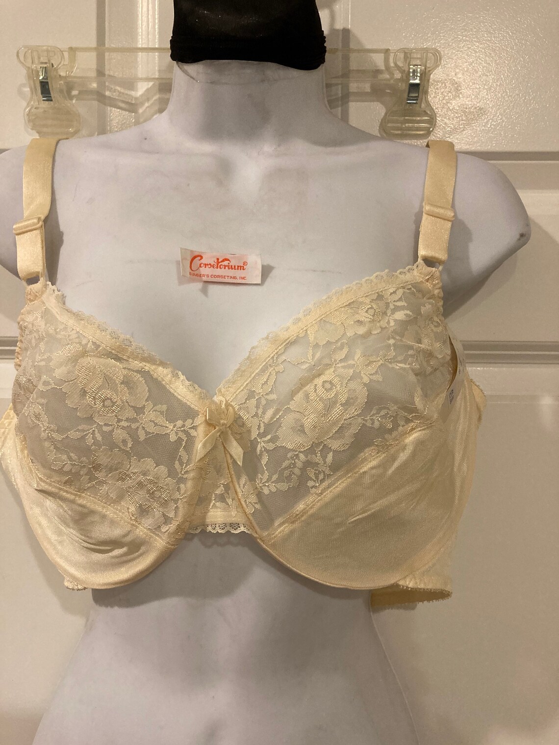 Mary Jane Bras 34D, 38E.40E Ivory Unlined Sexy Lace Underwire 78 ...