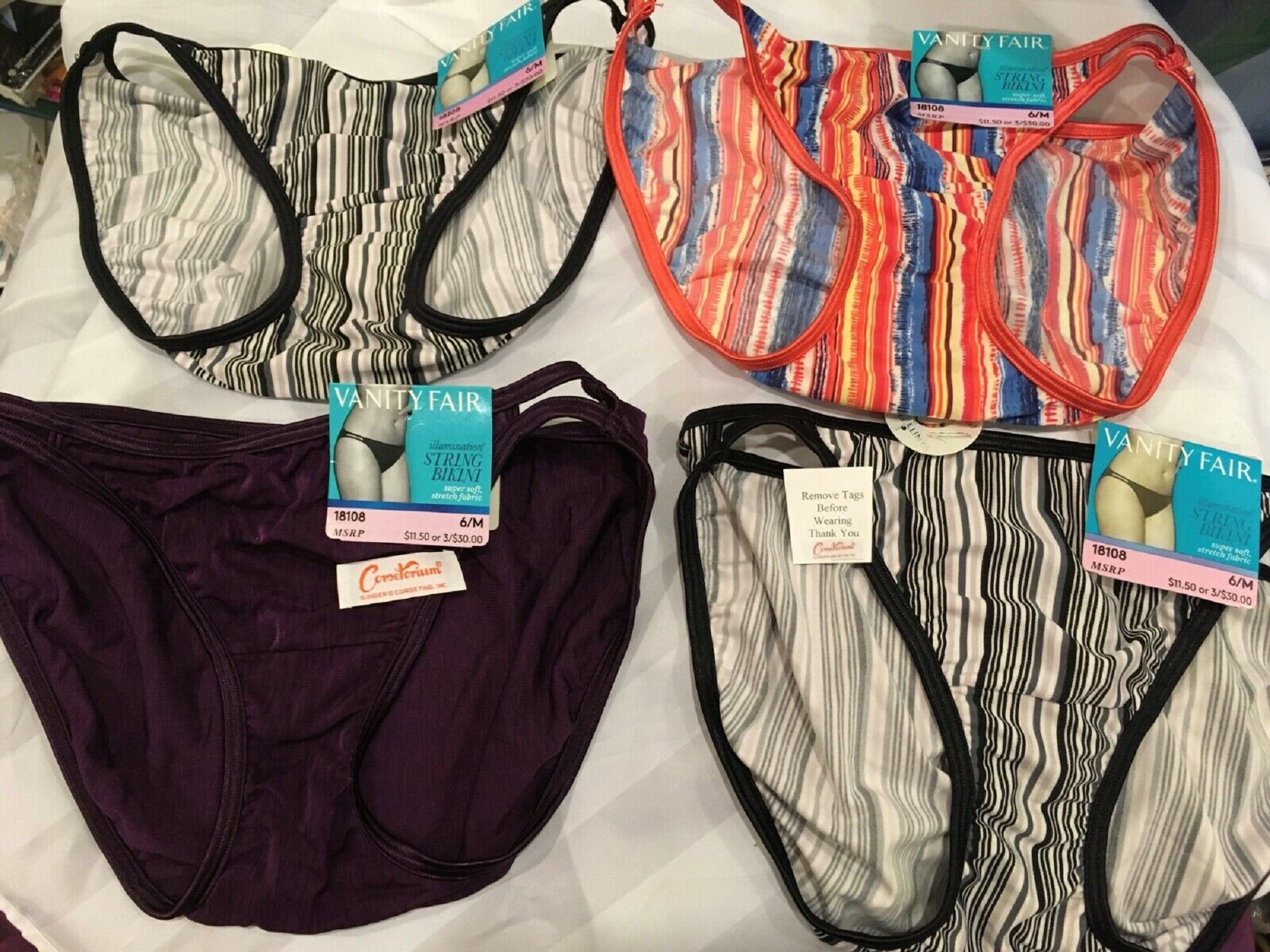 2 or 4 Pairs VANITY Fair String Bikini ILLUMINATION 18108 Panty B/W