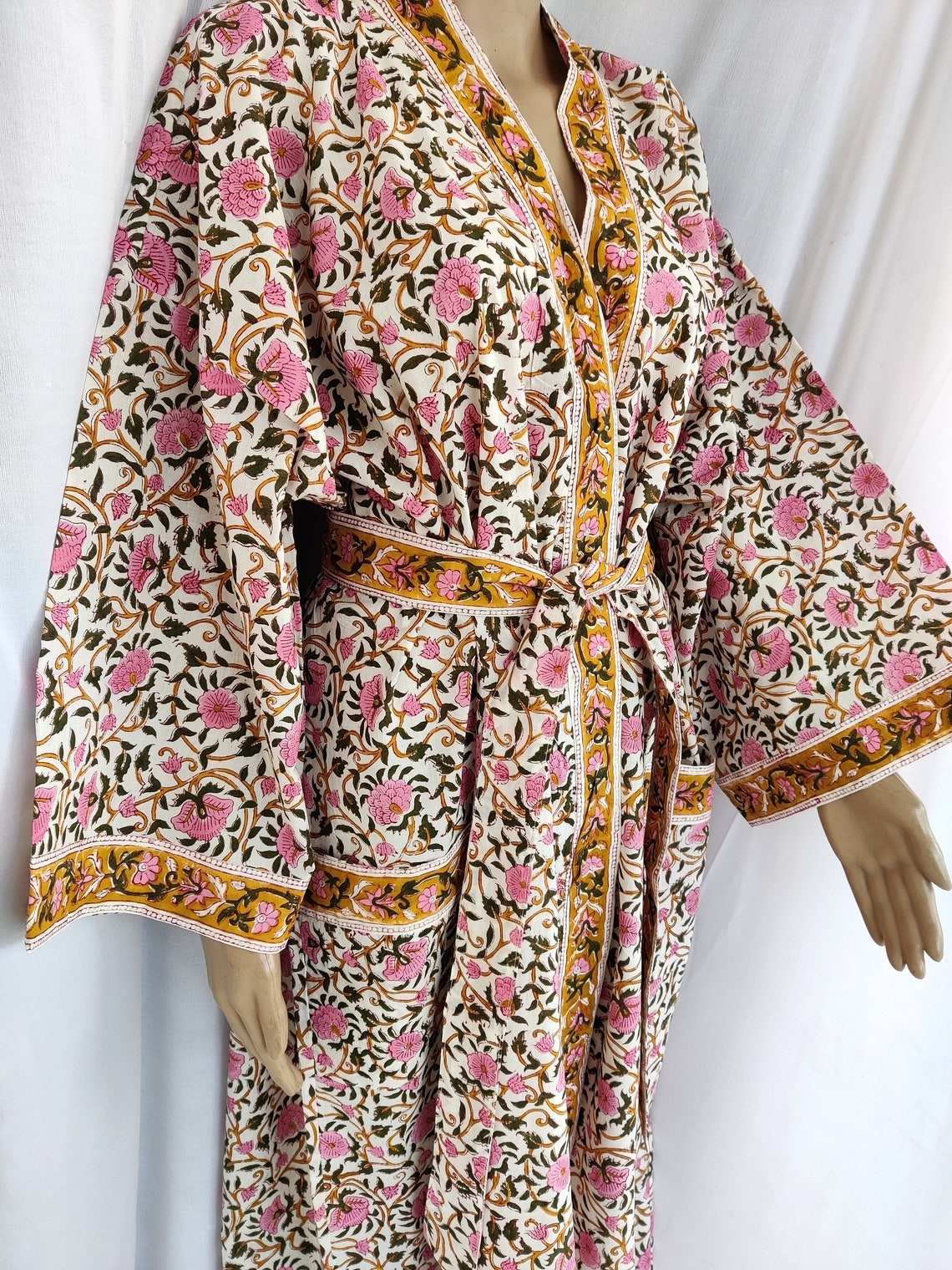 birthing gowns plus size