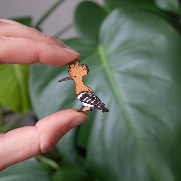 Wooden brooch - Hoopoe