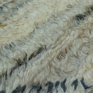 8x10 Grey Beige Moroccan Berber Shag Rug – Hand-Knotted Wool High Pile Carpet – Soft Organic Indian Area Rug