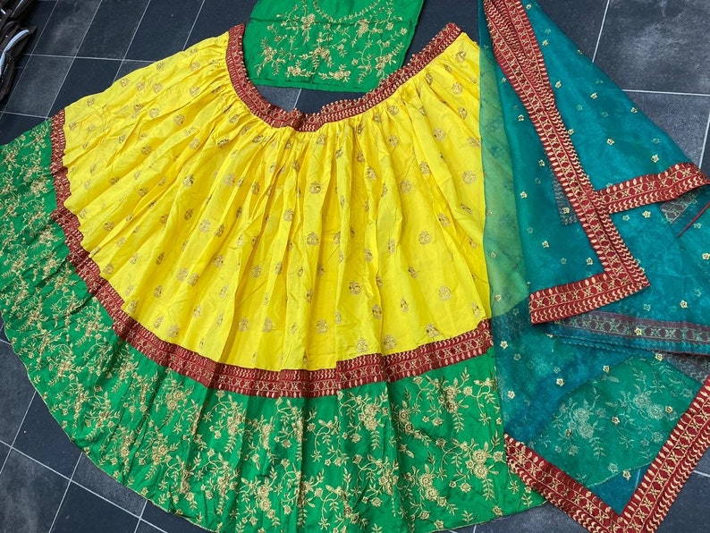 Silk Lehenga Choli Party Wear Anarkali Lehnga Choli For Women Indian Wedding Bridal Lengha Designer Crop Top Stitched Lehenga Blouse