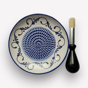 Ceramic grater handmade garlic grater Gourmet Rubi grater plate with brush free ginger grater motif Nordic Style