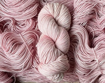 Marilyn - Hand Dyed Yarn