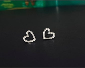 Heart Stud Earrings | Hollow Heart Stud Earrings