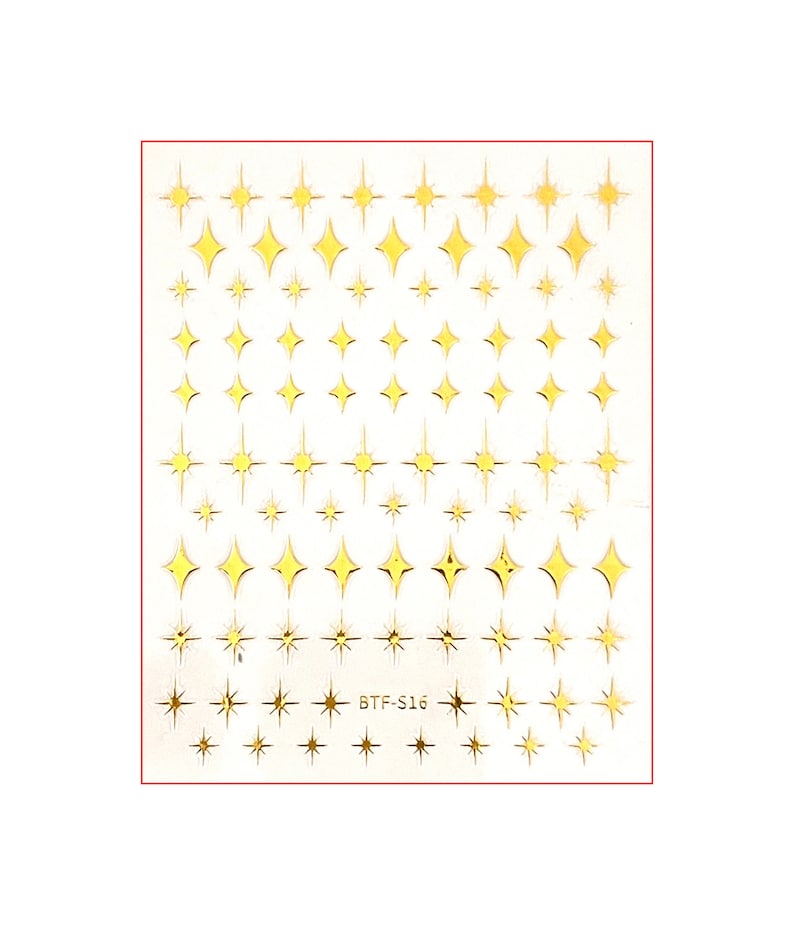 Op de afbeelding: Vel gouden ster nagelkunst stickers in verschillende maten. De stickers hebben een glanzende, metallic afwerking en zijn gerangschikt in rijen en kolommen. De tekst "BTF-S16" is op het vel gedrukt.