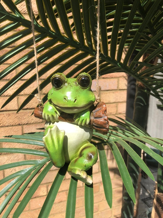 Hanging Frog on Rope Tree ,hanging Garden Animal Ornament, Garden