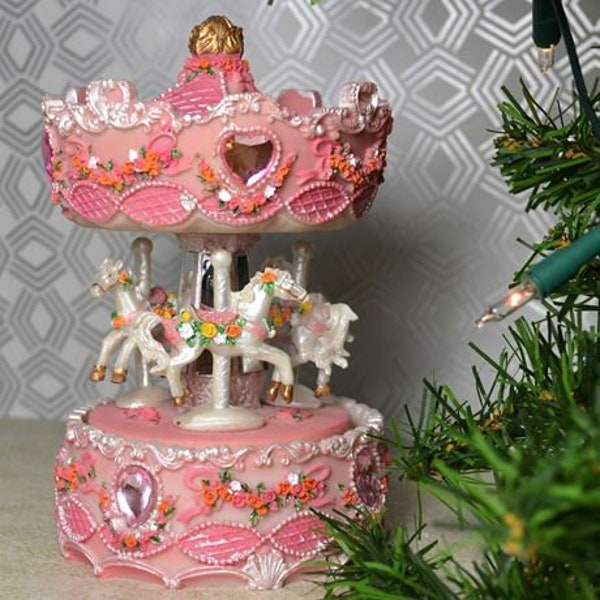 Musical Pink  Fairground Carousal , Music Box,  Fairground Horses, Carousal Gifts,  Carousal Ornament
