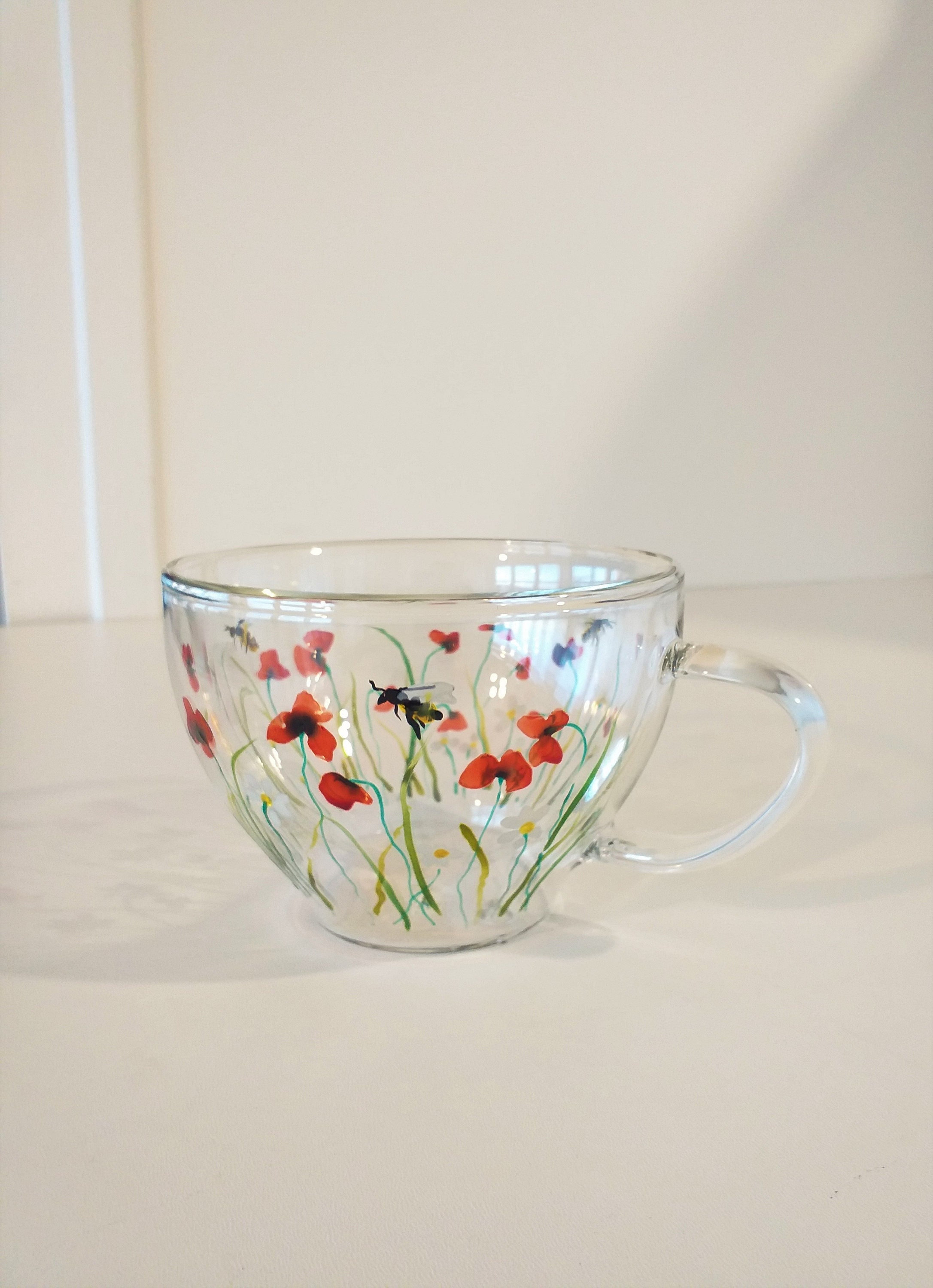 Mug en Verre Peint à La Main Poppy Bee Honey Flower Coffee Tea Mug Handmade Decor Floral Summer Gift