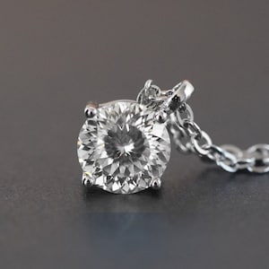 Dainty & Gorgeous Solitaire Clear Portuguese Cut / Green / Royal Blue Moissanite Pendant Necklace 0.5ct 1ct 2ct 3ct D Color Sterling Silver