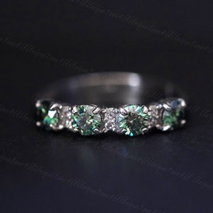 Gorgeous  Green Moissanite Ring   D Color VVS1 ,Sterling Silver And Platinum Group Metal Multi-Layer Plating,  Gift for Her
