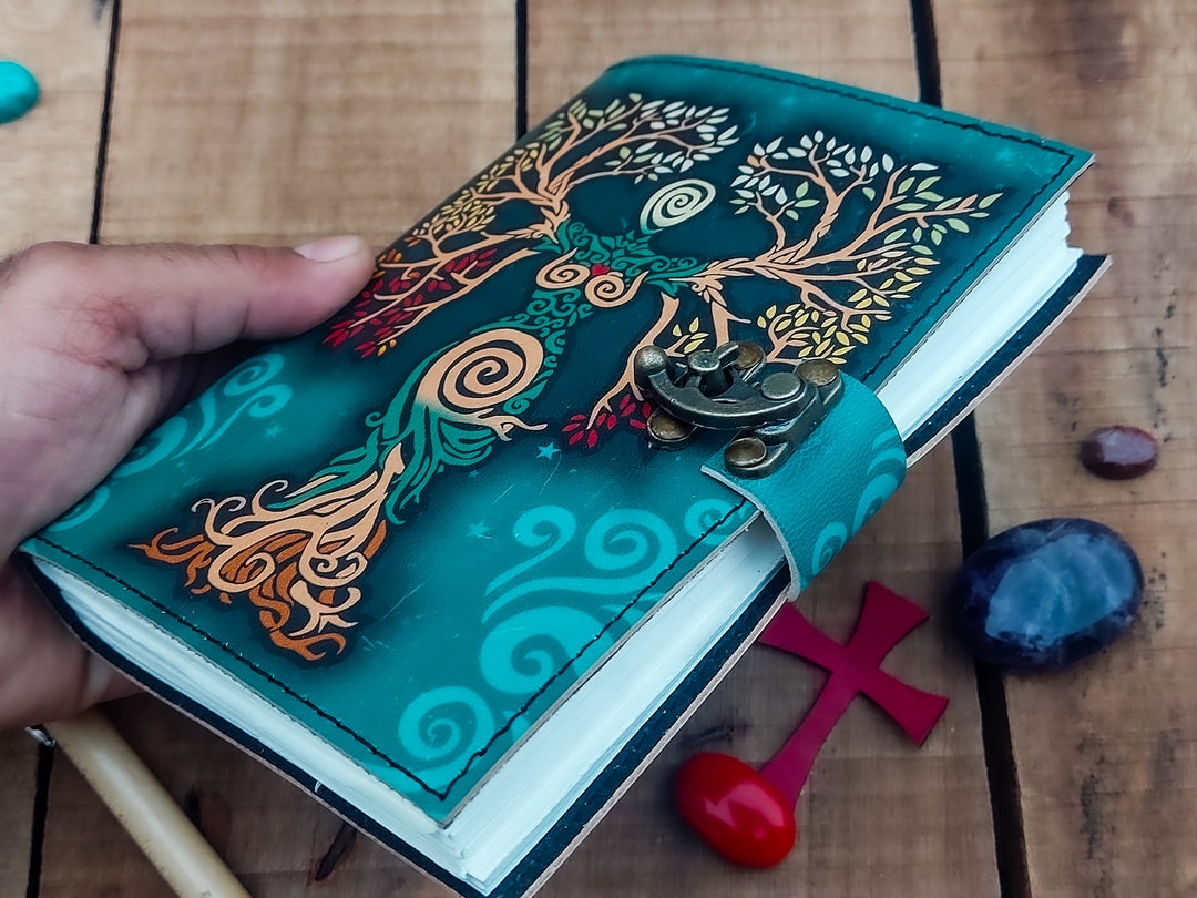 Blank Spell Book of Shadows Journal With Lock Clasp Handmade Leather ...