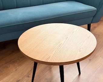 Runder Couchtisch / Massivholz Eiche / Individuelle Gestaltung / Verschiedene Farben