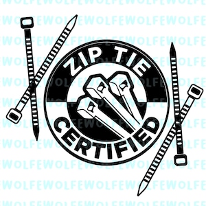 Puede incluir: Ilustración en blanco y negro de un círculo con el texto "ZIP TIE CERTIFIED" en su interior. Tres bridas están dentro del círculo. Hay cuatro bridas negras alrededor del círculo.