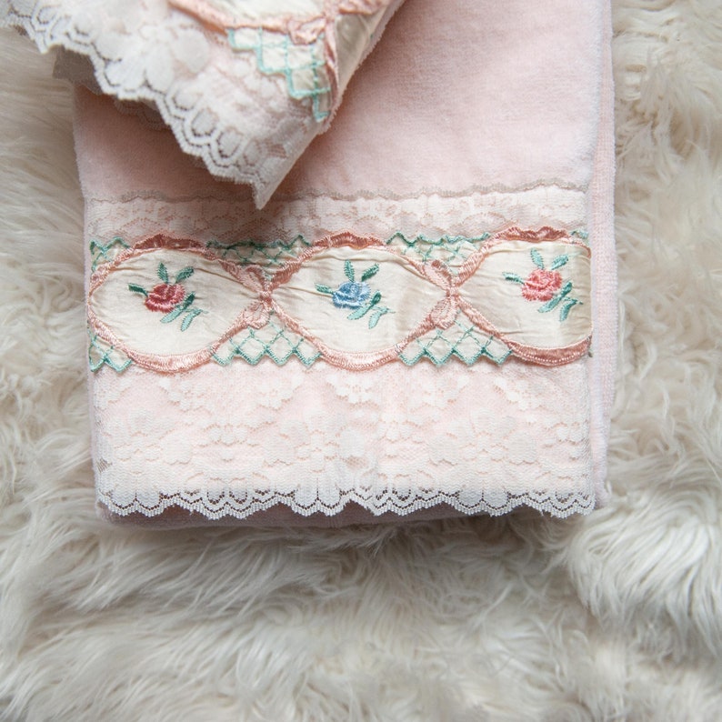 Vintage R A Briggs Terry Cloth Bath Towel And Hand Towel Set Etsy
