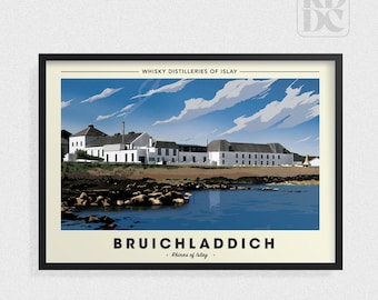 Pode incluir: Uma ilustração de estilo vintage da destilaria Bruichladdich na ilha de Islay, Escócia. O edifício branco está situado numa costa rochosa com água azul em primeiro plano. O texto "WHISKY DISTILLERIES OF ISLAY" e "BRUICHLADDICH - Rhins of Islay -" está incluído na imagem.