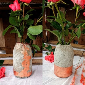 Vase made of concrete with copper leaf metal, stylish, noble, timeless, chic, concrete vase