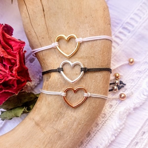 delicate macramé bracelet heart, Valentine's Day, friendship bracelet, filigree, love