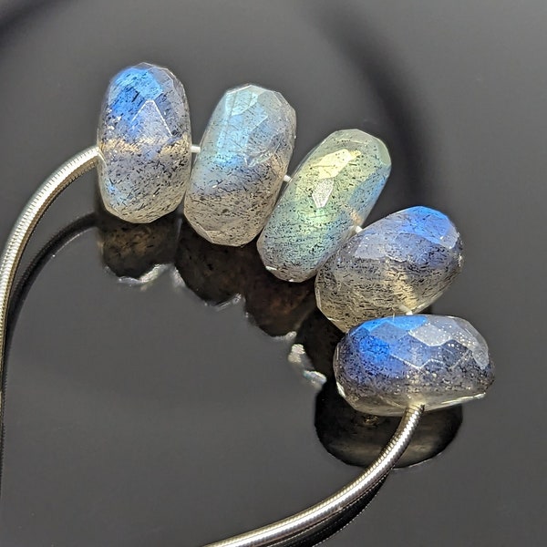 Rondelles à facettes en Labradorite AAA+ : Lot de 5, taille 9 à 10 mm (diamètre)