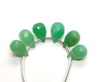 Briolettes facetadas en forma de lágrima de crisoprasa: Juego de 6, tamaño de 4,8 x 7 mm a 4,8 x 7,4 mm
