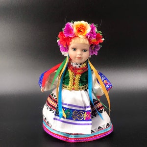 Porzellanpuppe - Ukrainisch