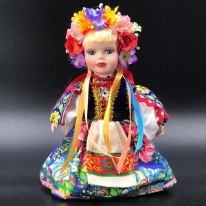 Porzellanpuppe - Ukrainisch