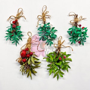Mistletoe Garland Ornament Digital File | PNG | SVG | paper flower tutorial | paper flower | small paper flowers | template