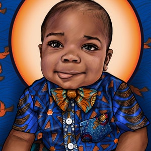 Puede incluir: Un ni&ntilde;o peque&ntilde;o con una camisa azul y naranja con estampado y una corbata de lazo. La camisa tiene un bolsillo con un dise&ntilde;o estampado azul y blanco. El ni&ntilde;o sonr&iacute;e y mira a la c&aacute;mara.