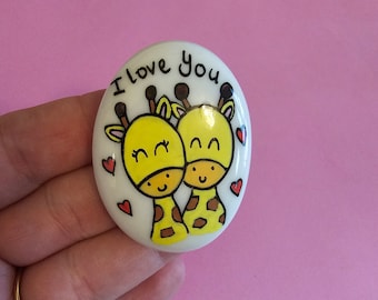 I love you keepsake . Giraffe . Cute keepsake . Painted pebbles. Couple.  Gifts for them. Anniversary