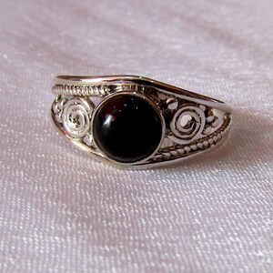Black Onyx Ring, Solitaire Natural Black Onyx Ring, Natural Gemstone, 925 Sterling Silver Ring, Handmade Jewelry, Birthday Gift for Her.