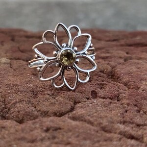 Round Citrine Ring, Flower Ring, 925 Sterling Silver, Boho Ring, Statement Ring, Handmade Jewelry, Birthday Gift For Her, Floral Design
