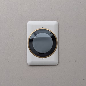Nest Learning Thermostat Mount 1-Gang Metal Wall Plate, White Textured